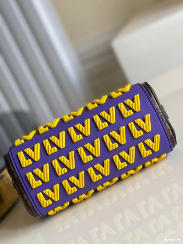 WIS VUITTON LOUIS XS KEEPALL 1222